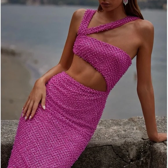 Hot pink , sexy cut out beaded midi dress - Picture 5 of 8